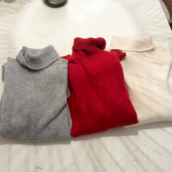 Lot of 3 100% cashmere turtleneck sweaters from Talbots - Picture 10 of 10